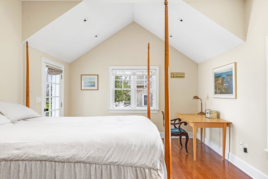 52 Avondale Road Photo 31