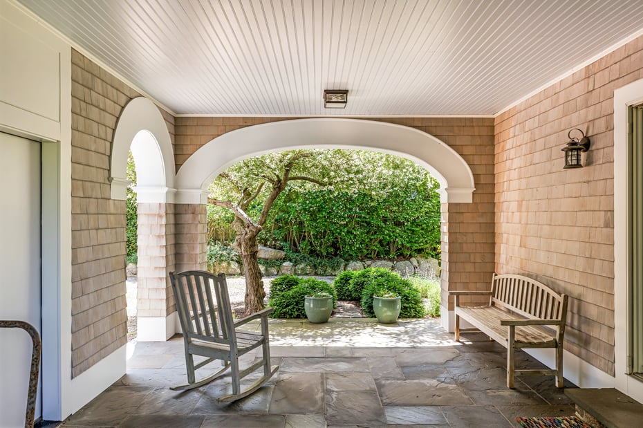 52 Avondale Road Photo 38