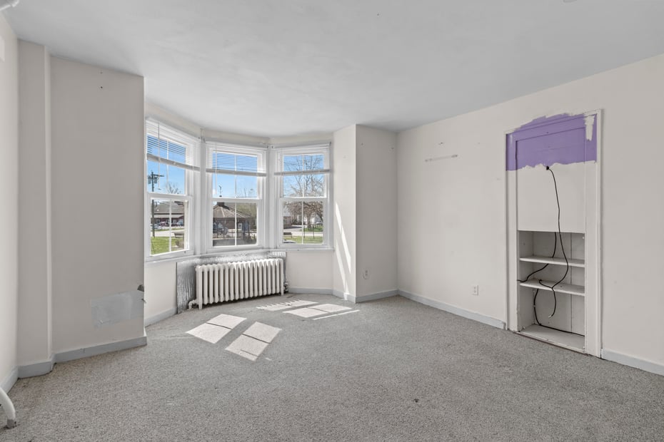 9 Essex Road Photo 14