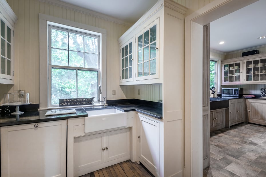 79 Hilltop Road Photo 12