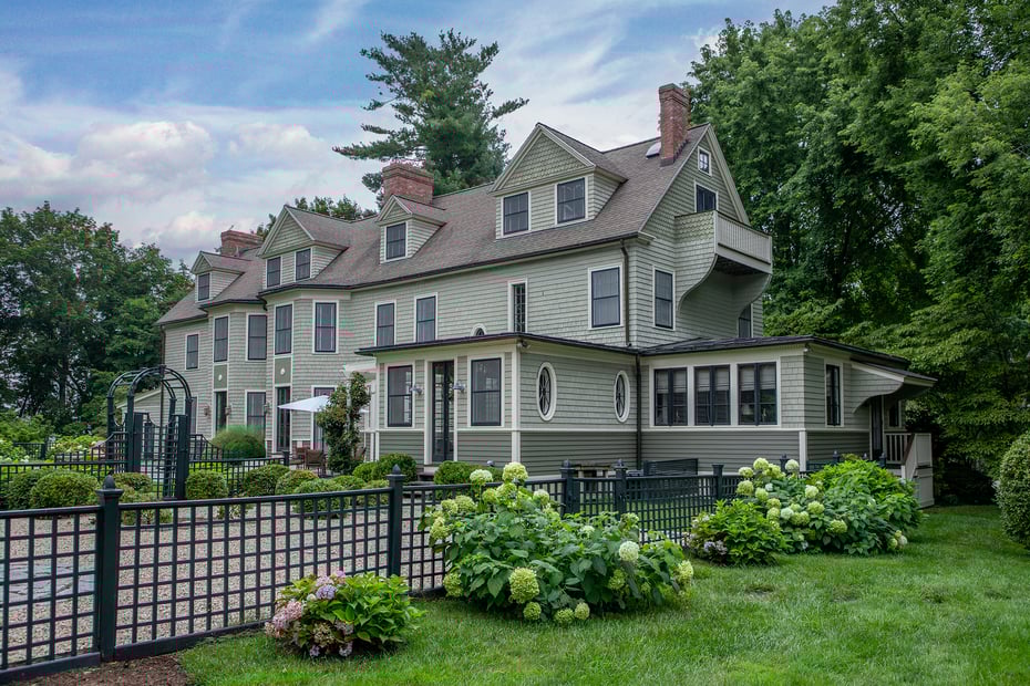 79 Hilltop Road Photo 3