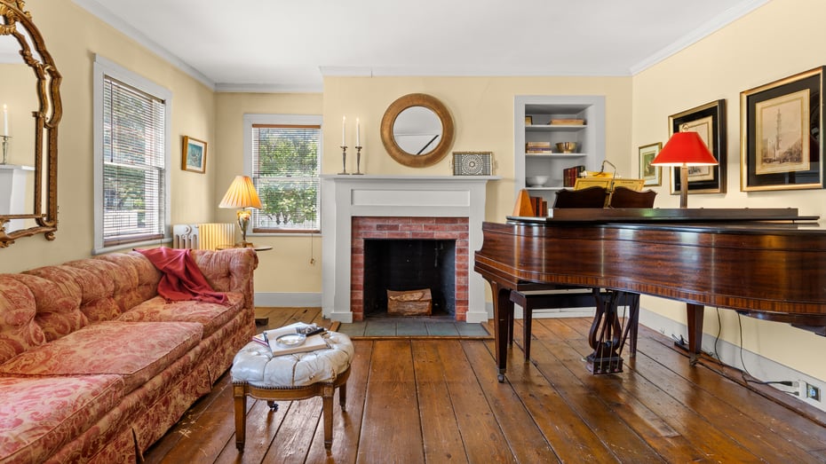 7 Paul Avenue Photo 2