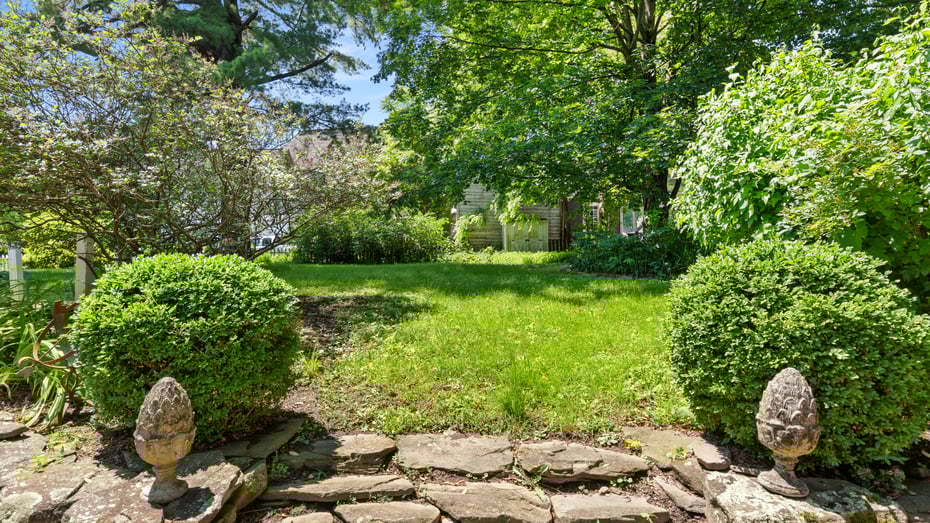 7 Paul Avenue Photo 23