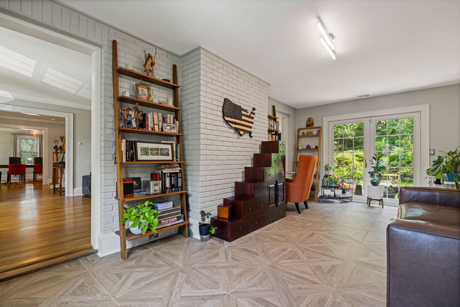 225 Fisher Avenue Photo 10