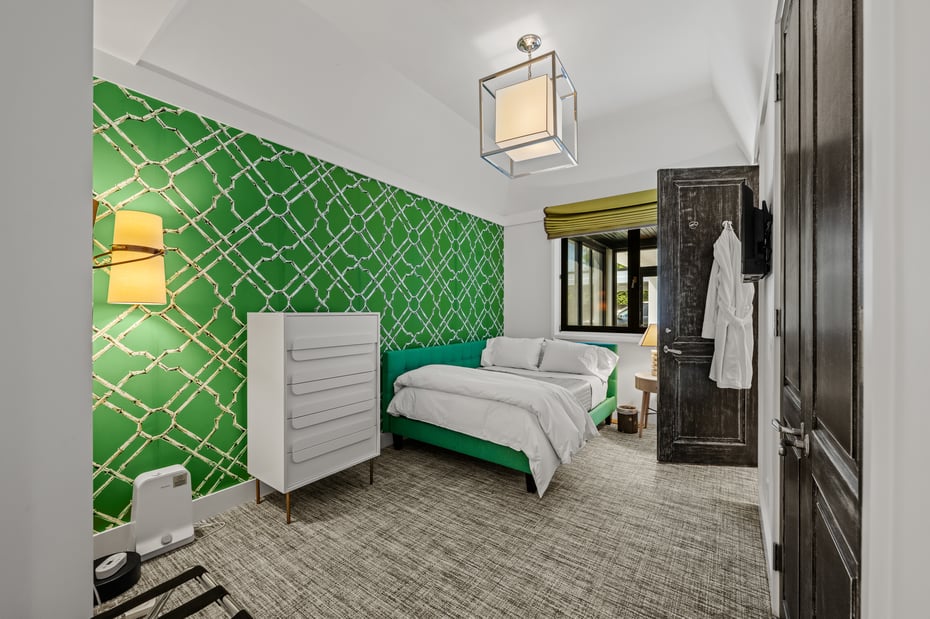 4900 Congress Street Photo 28