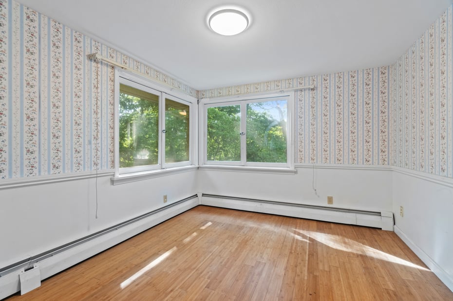 96 Dogwood Lane Photo 8