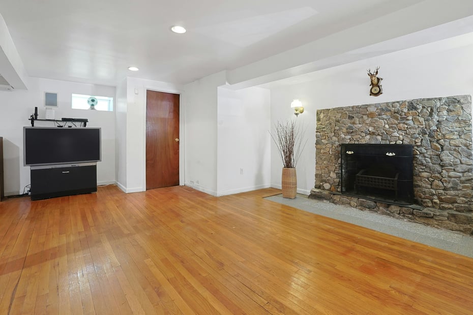49 Nanny Hagen Road Photo 25