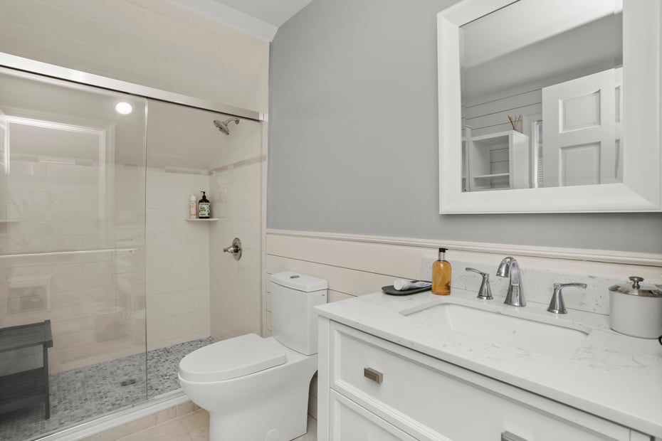 220 Burr Street Photo 21