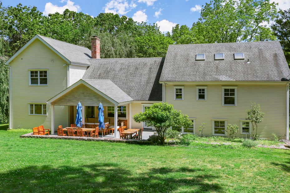 220 Burr Street Photo 24