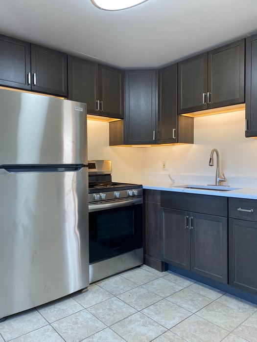 109 Hanover Street Photo 15