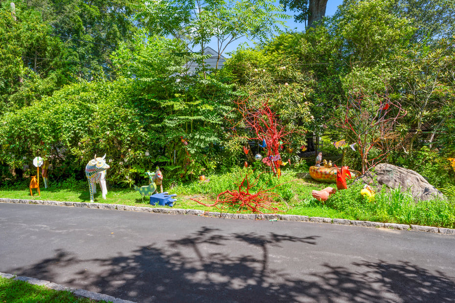 400 Beechmont Drive Photo 23