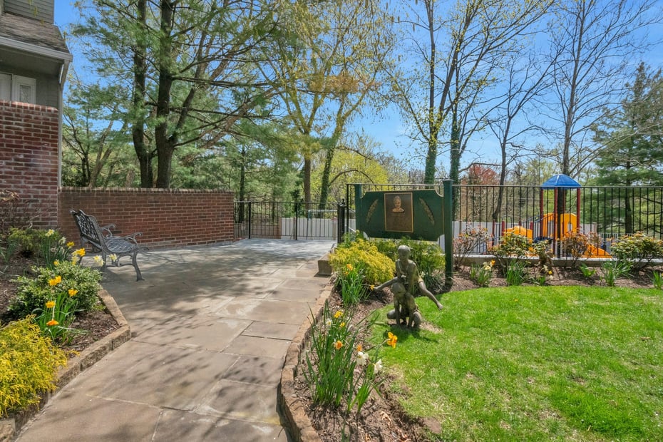 60 Waterside Close Photo 43