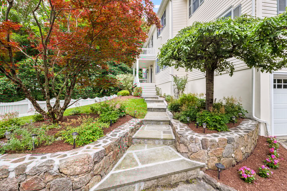 306 Mountain Road Photo 2