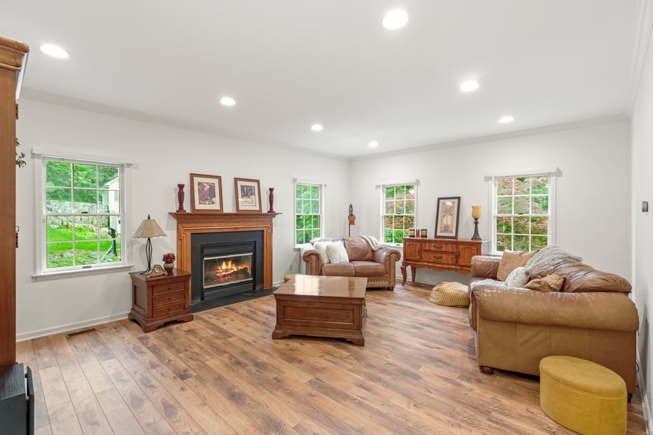 306 Mountain Road Photo 18