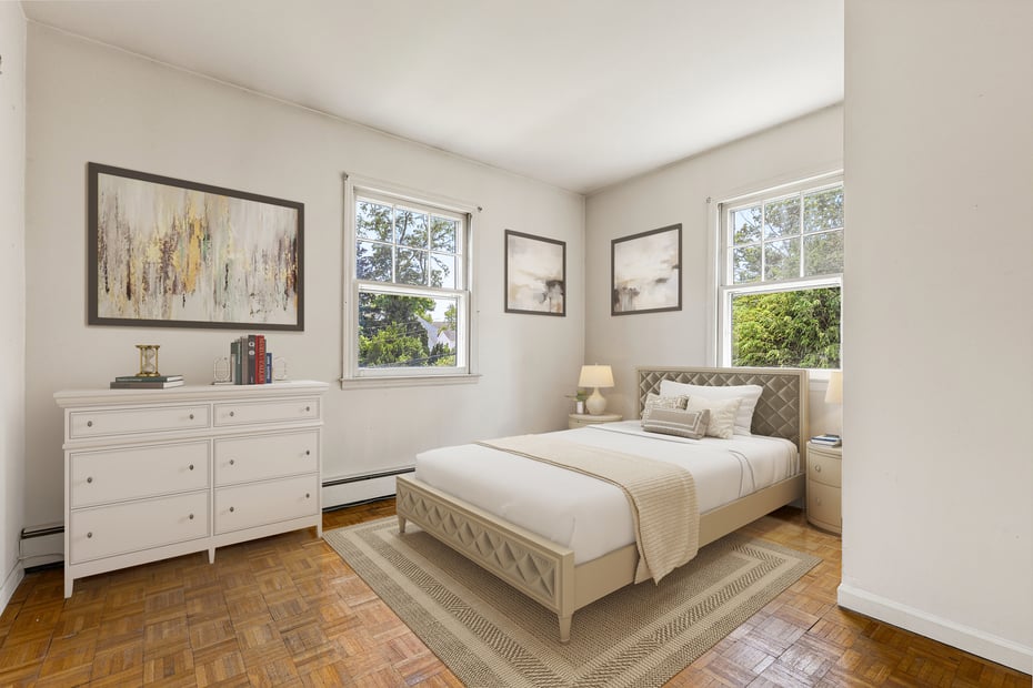 11 Park Drive Photo 10