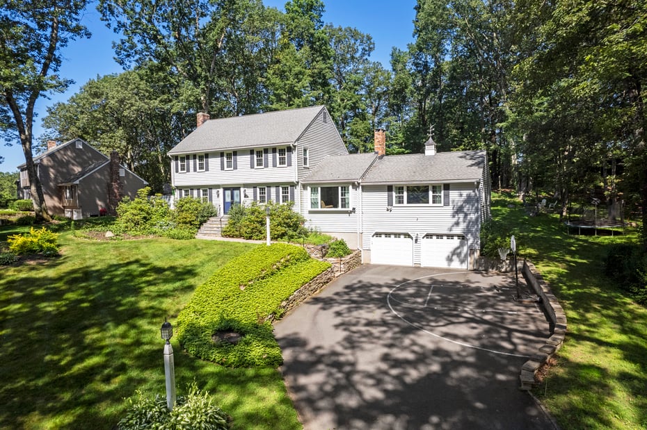 25 Copplestone Road Photo 1