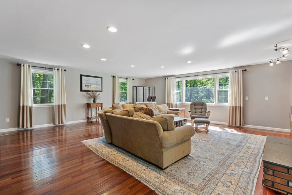 25 Copplestone Road Photo 26