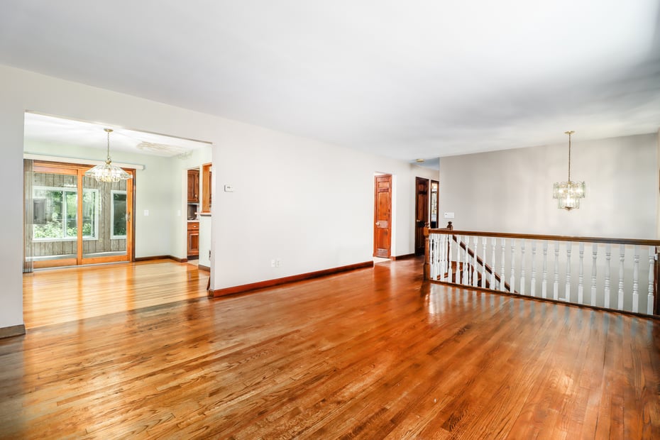11 Chestnut Hill Drive Photo 5