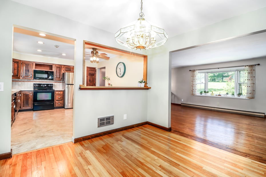 11 Chestnut Hill Drive Photo 7