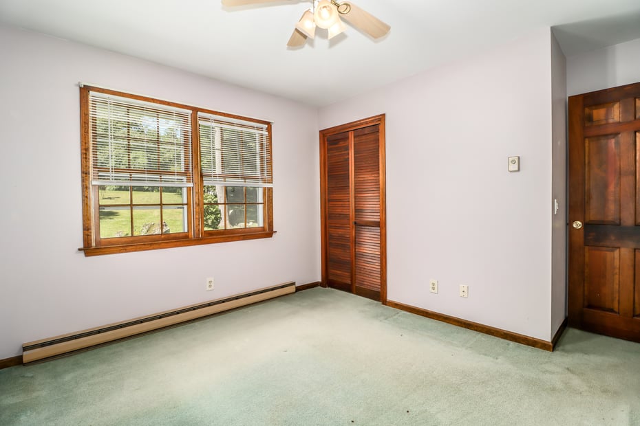 11 Chestnut Hill Drive Photo 13