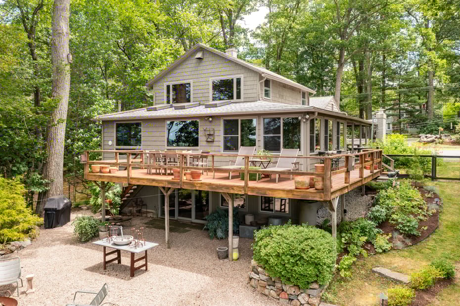 281 East Shore Road Photo 4