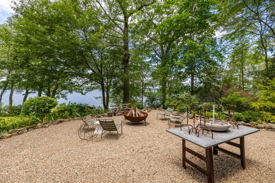 281 East Shore Road Photo 36