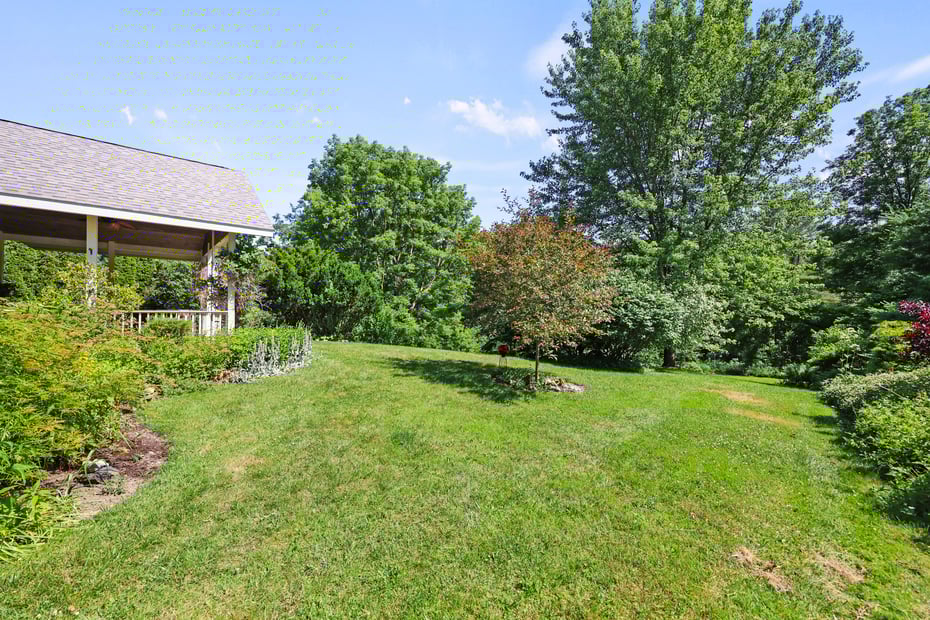 83 Hancock Rd Photo 37