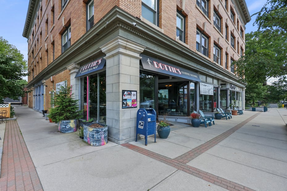 438/444 North St Photo 2