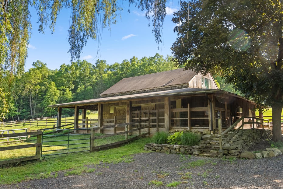 57 Indian Trail Road Photo 30