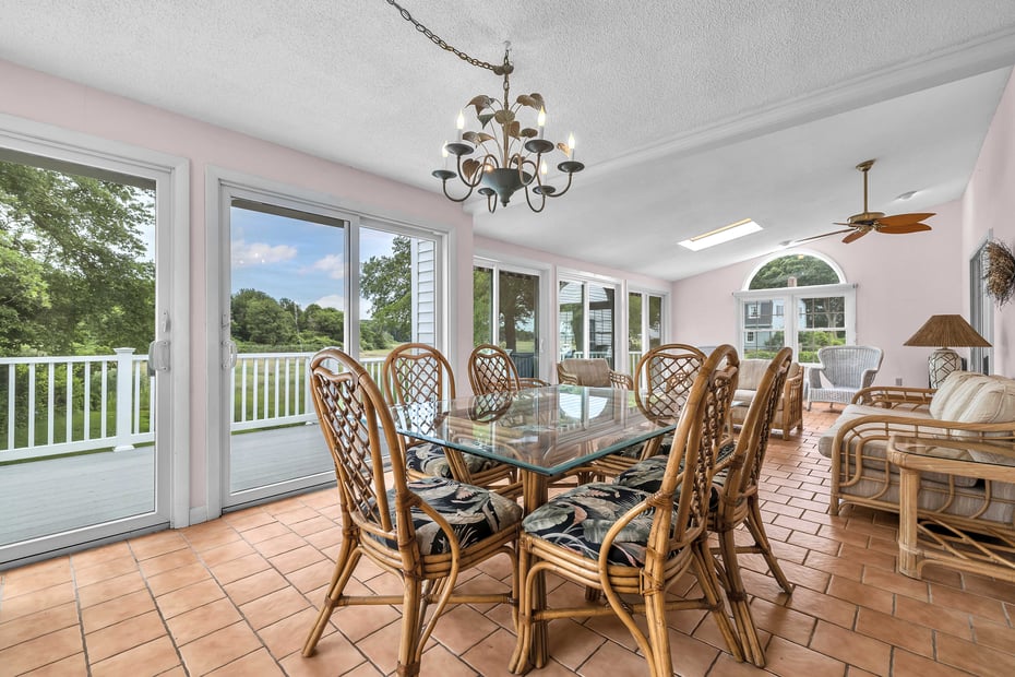 7 Sharon Lane Photo 26