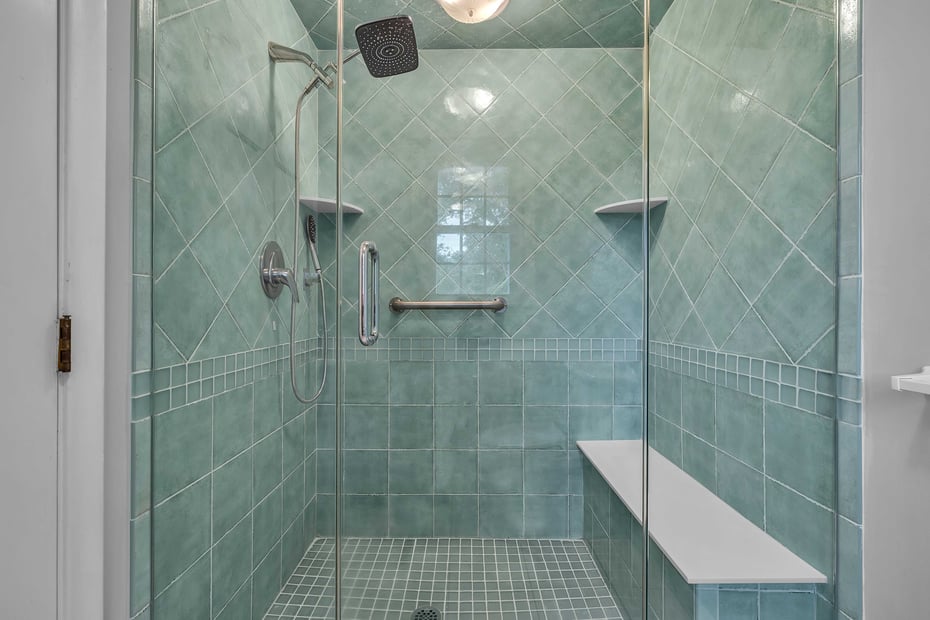 7 Sharon Lane Photo 32