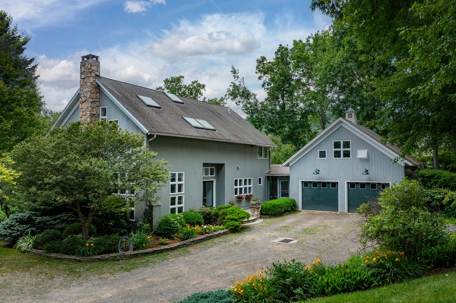 16 Arcadia Lane Photo 1