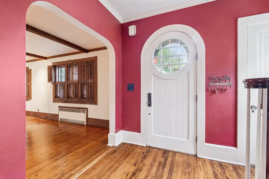 20 Bronson Avenue Photo 9