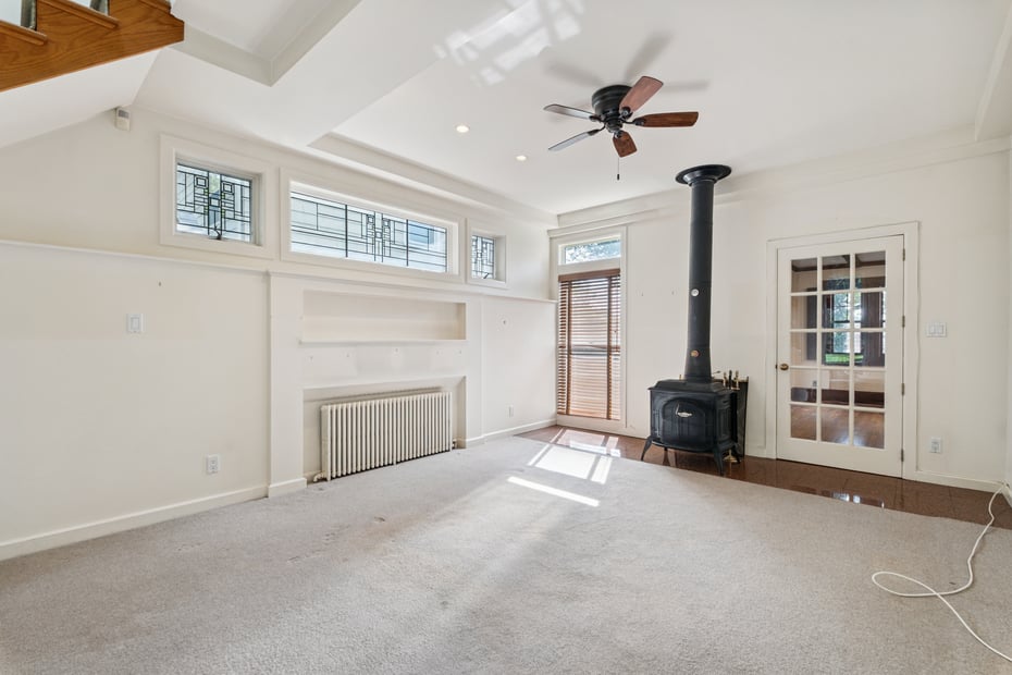 20 Bronson Avenue Photo 12