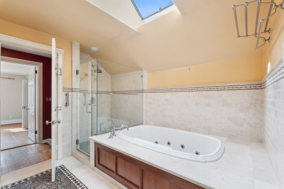 20 Bronson Avenue Photo 28