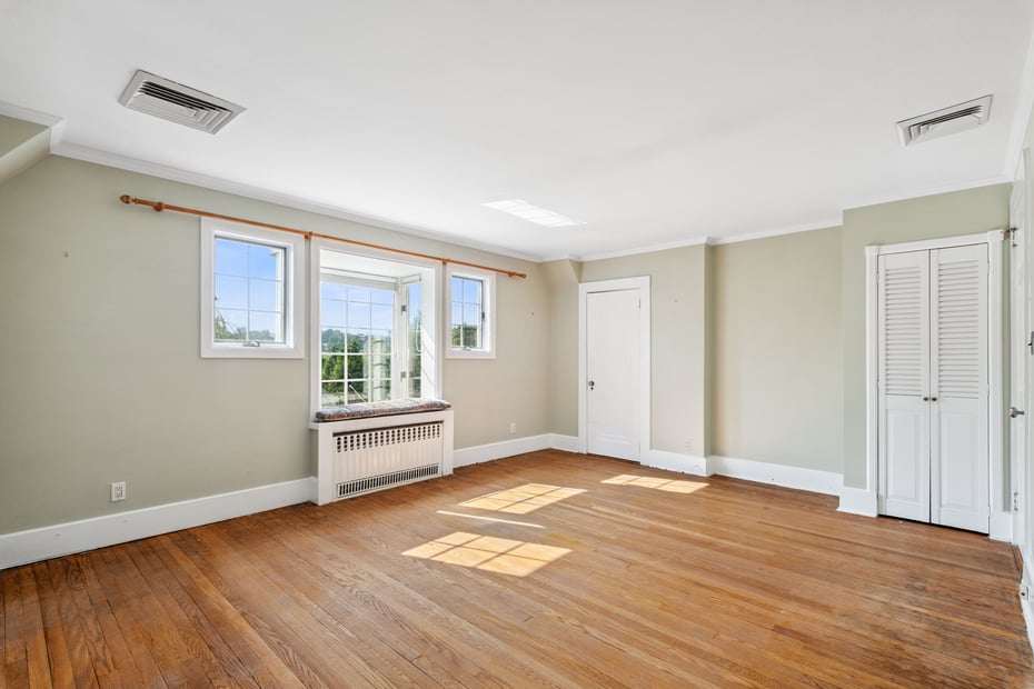 20 Bronson Avenue Photo 30