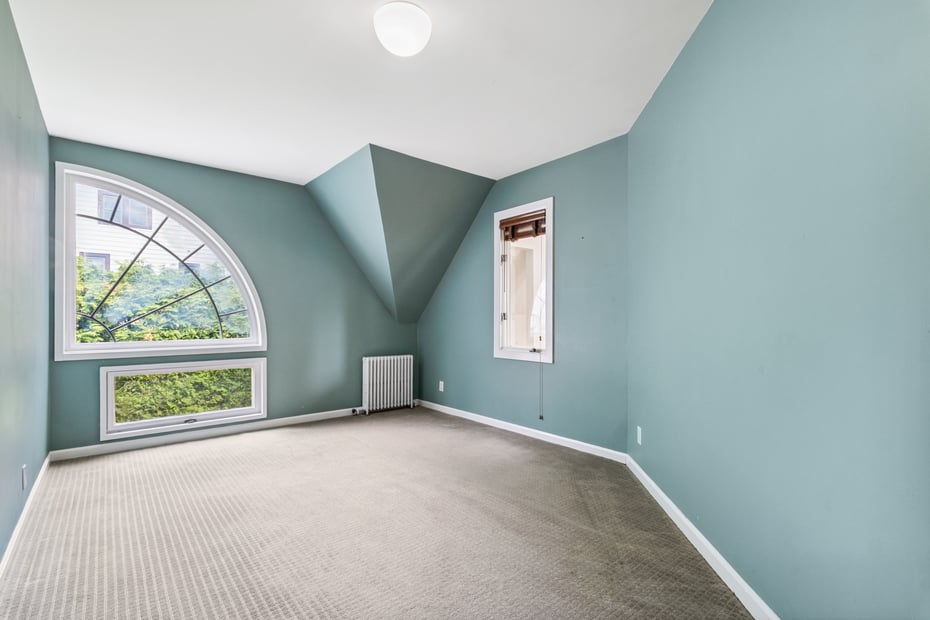 20 Bronson Avenue Photo 35