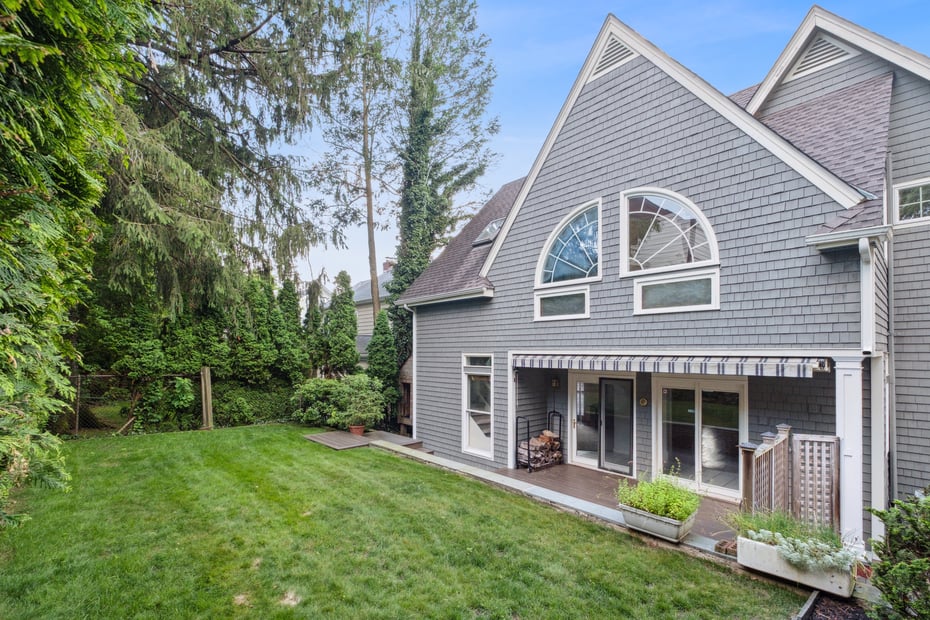 20 Bronson Avenue Photo 44
