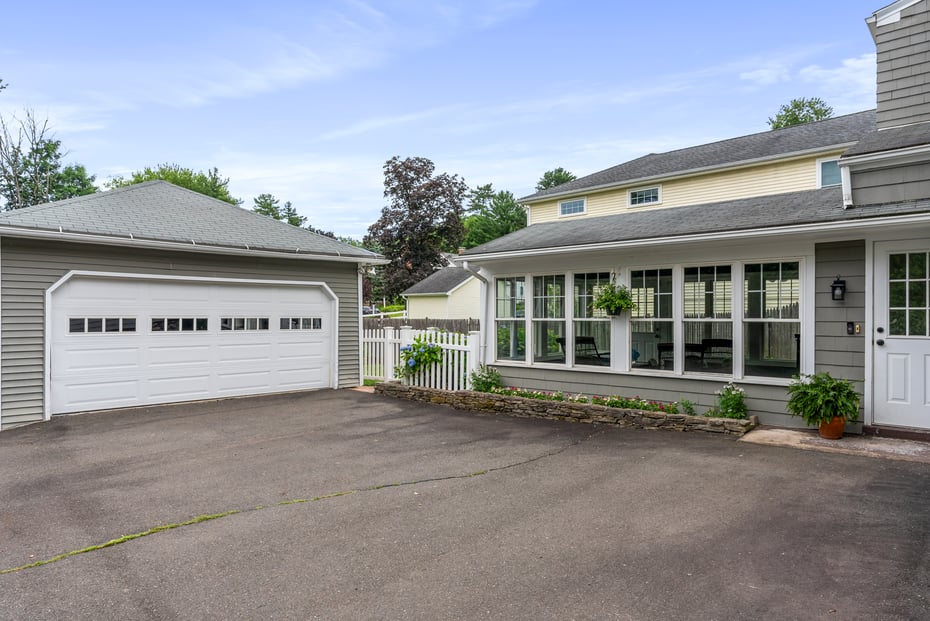 13 Carrington Lane Photo 39