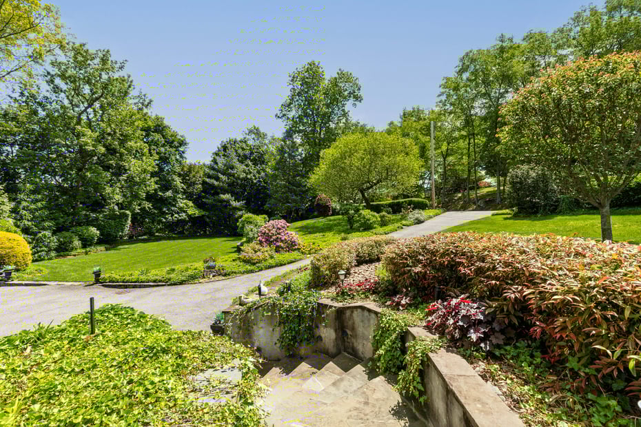 31 Colonial Road Photo 20