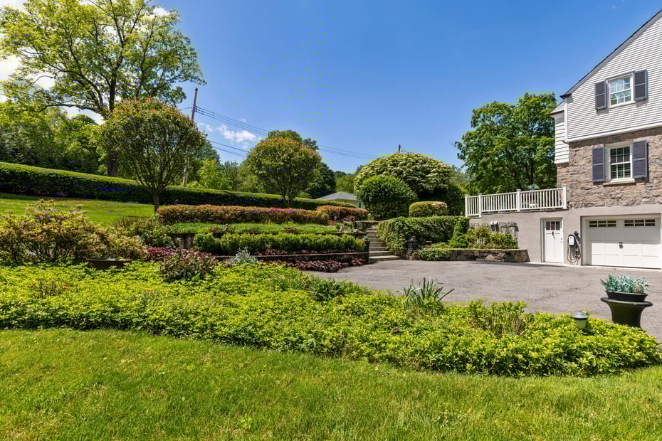 31 Colonial Road Photo 24