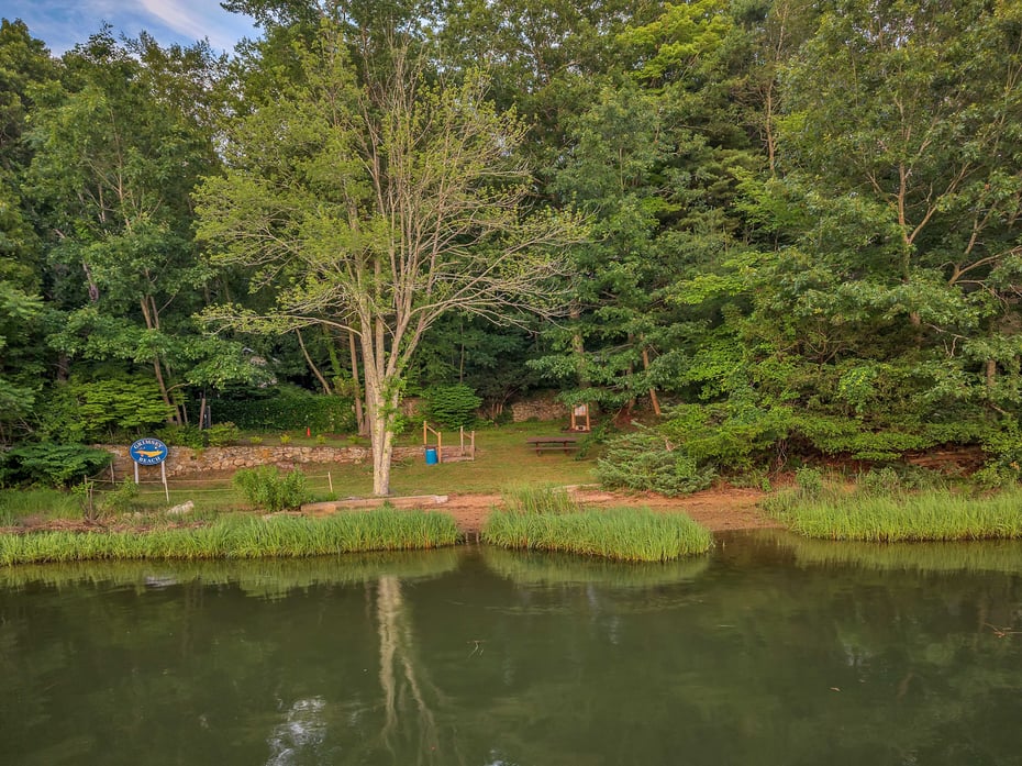 16 Manatuck Drive Photo 35