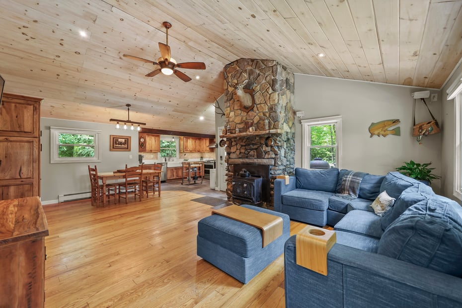 22 Little John Dr Photo 4
