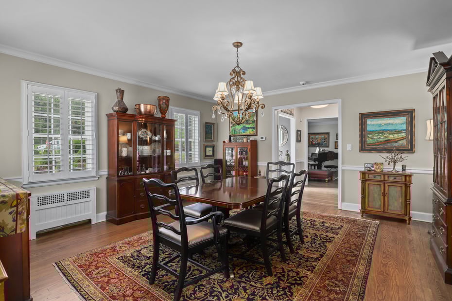 31 Colonial Road Photo 8