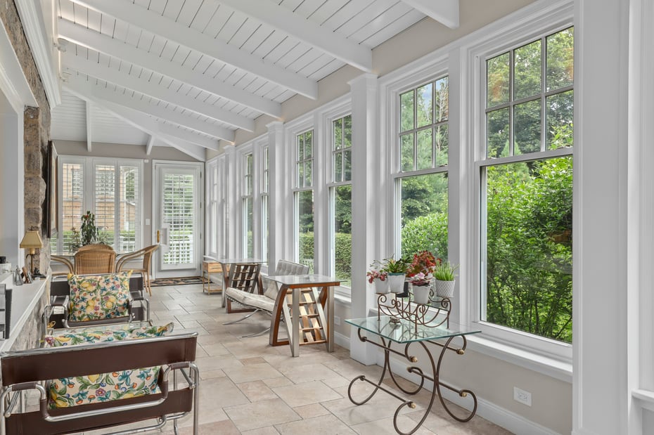 31 Colonial Road Photo 9
