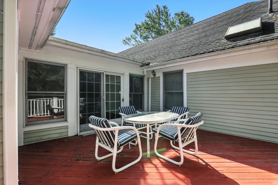 9 Glenbrooke Drive Photo 32