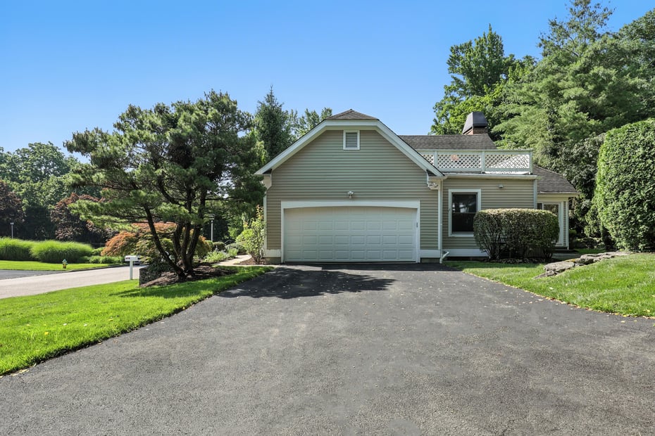 9 Glenbrooke Drive Photo 33