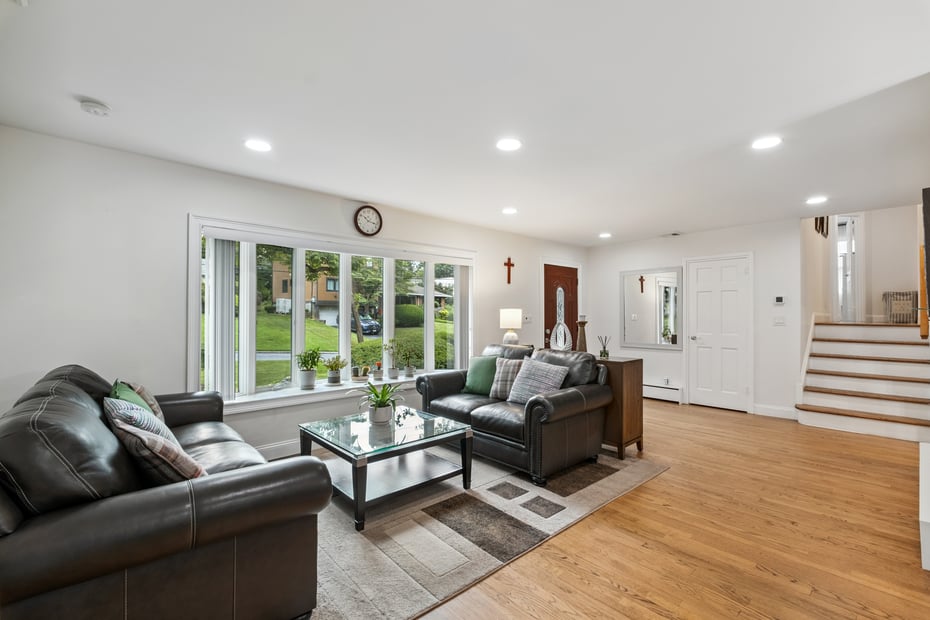 4 Highview Drive Photo 3