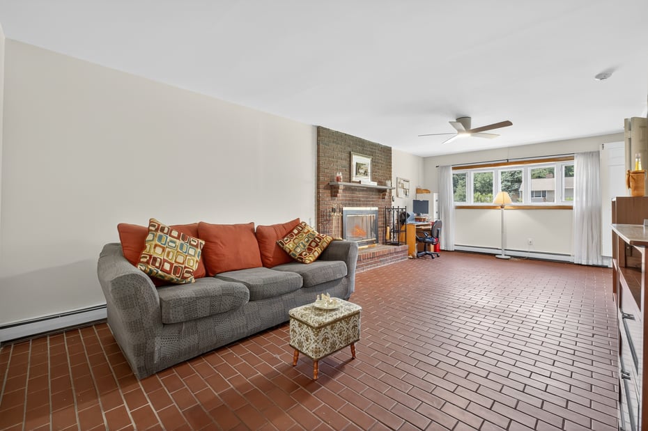 49 Oakridge Road Photo 9
