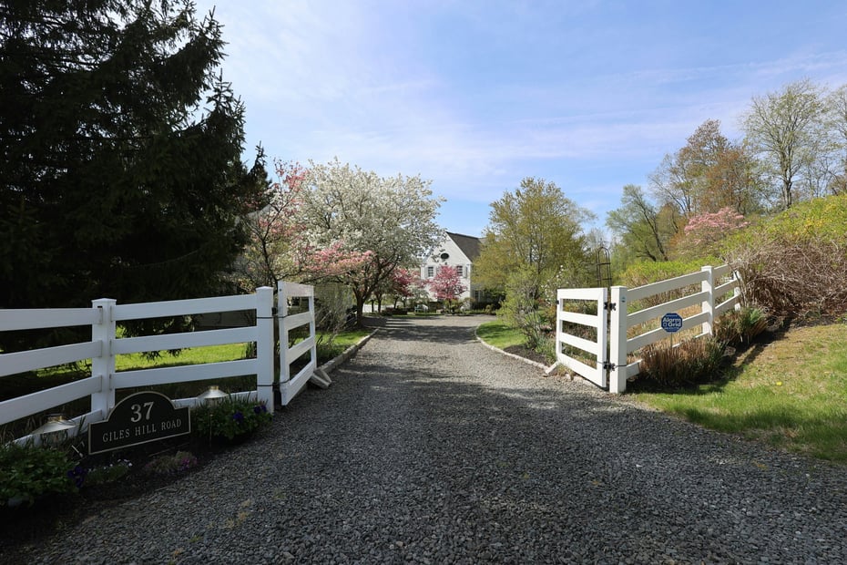 37 Giles Hill Road Photo 39